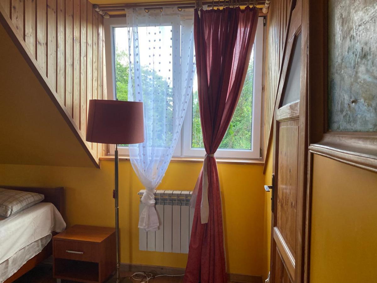 Pokoje Pod Debami Казимеж Долни Екстериор снимка